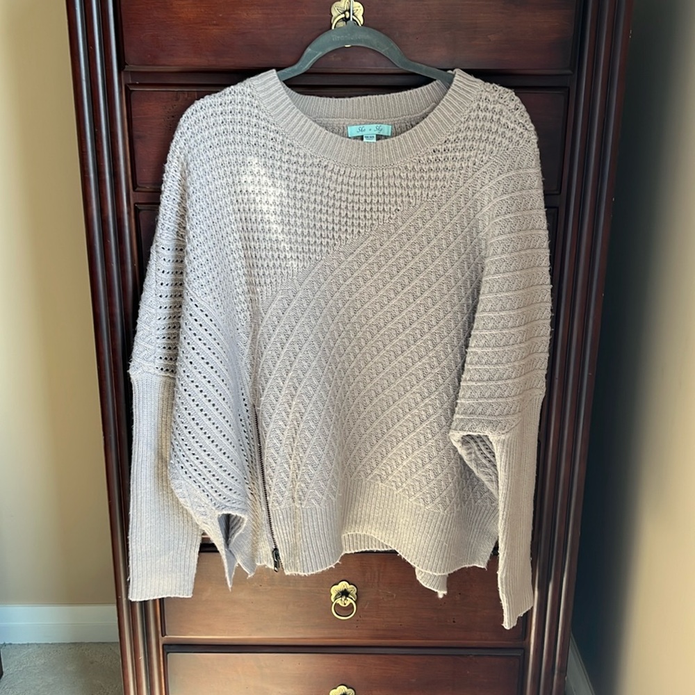 She + Sky Cotton Acrylic One Size Heavy Asymetric Hem Sweater with Zipper Detail